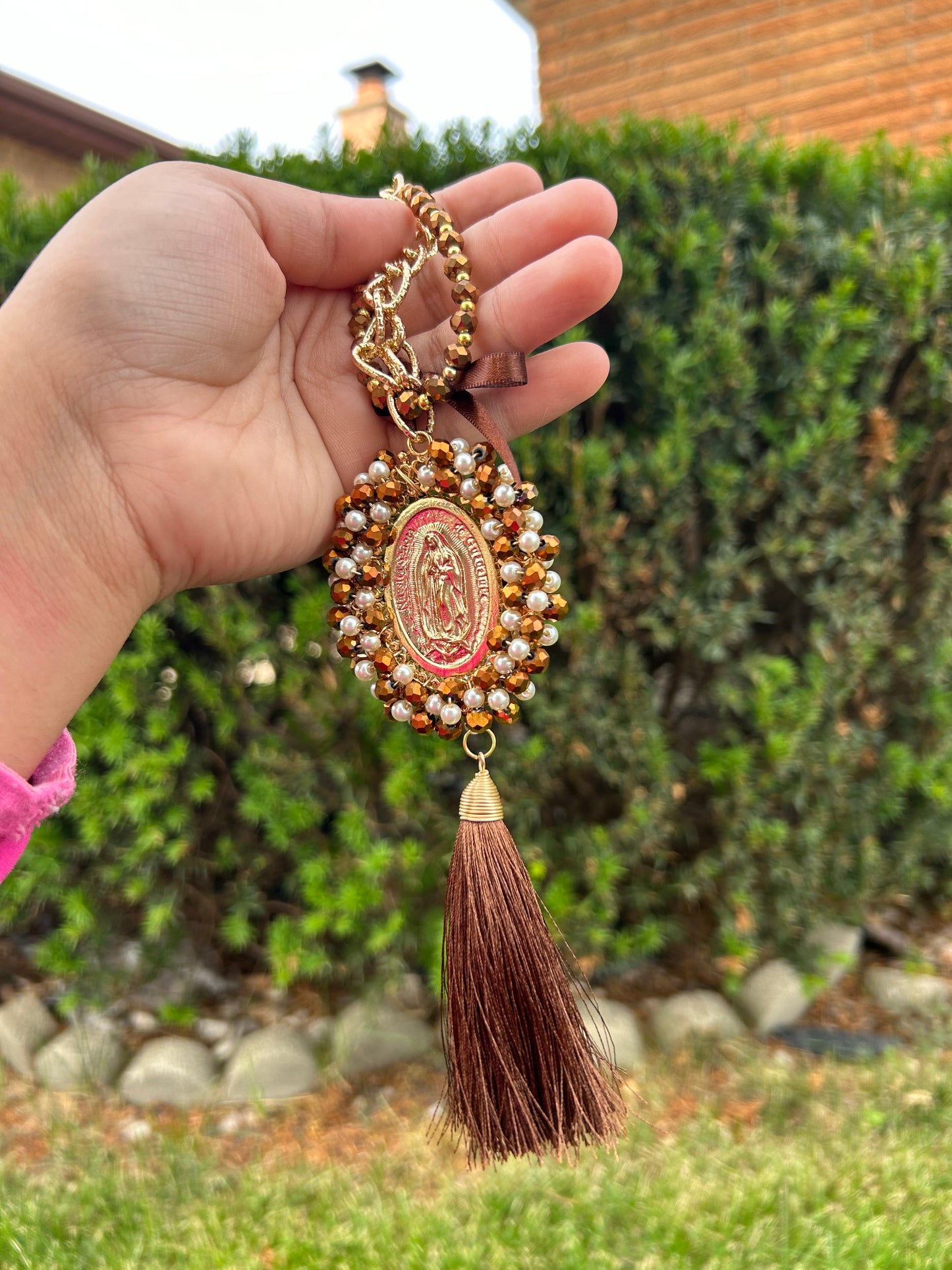 Brown/Pearl Tassel Virgen De Guadalupe Bendición De Hogar