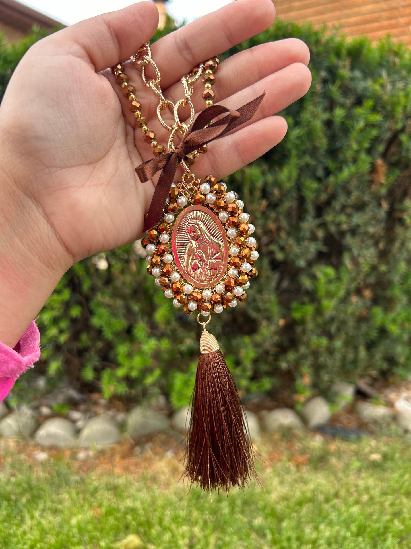 Brown/Pearl Tassel Virgen De Guadalupe Bendición De Hogar