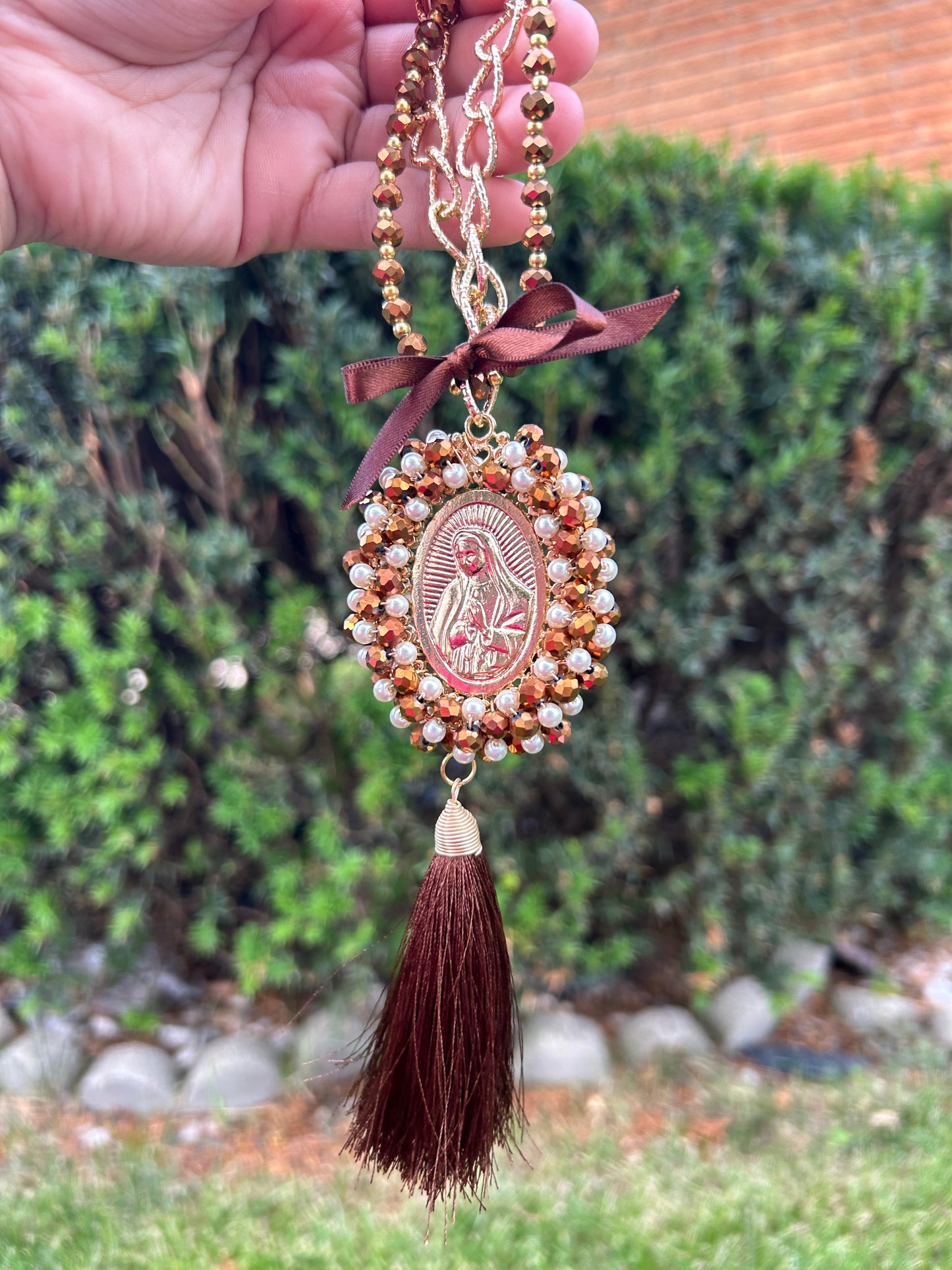 Brown/Pearl Tassel Virgen De Guadalupe Bendición De Hogar